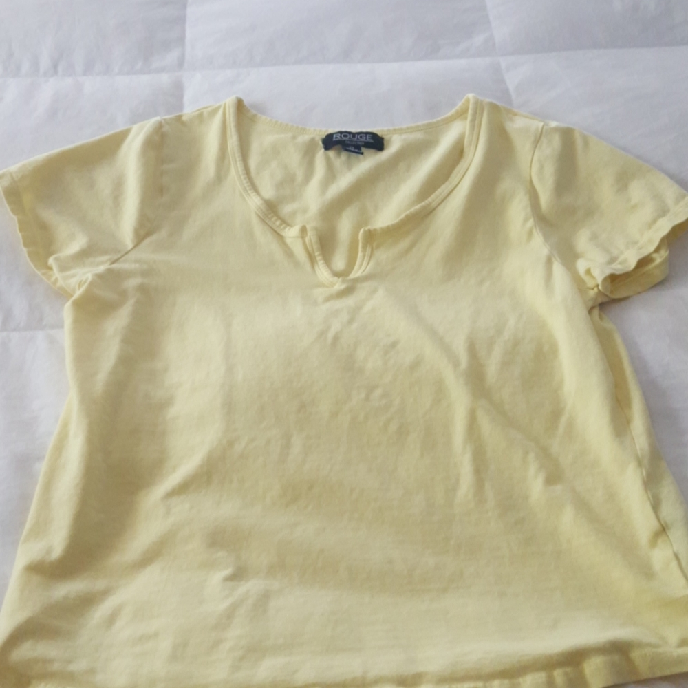 Yellow Tshirt